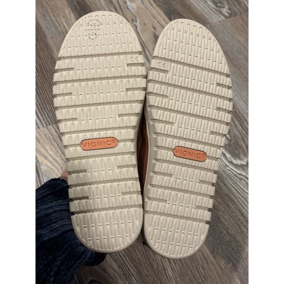 Vionic Uptown Leather Loafer Size 8.5 - Picture 6 of 6